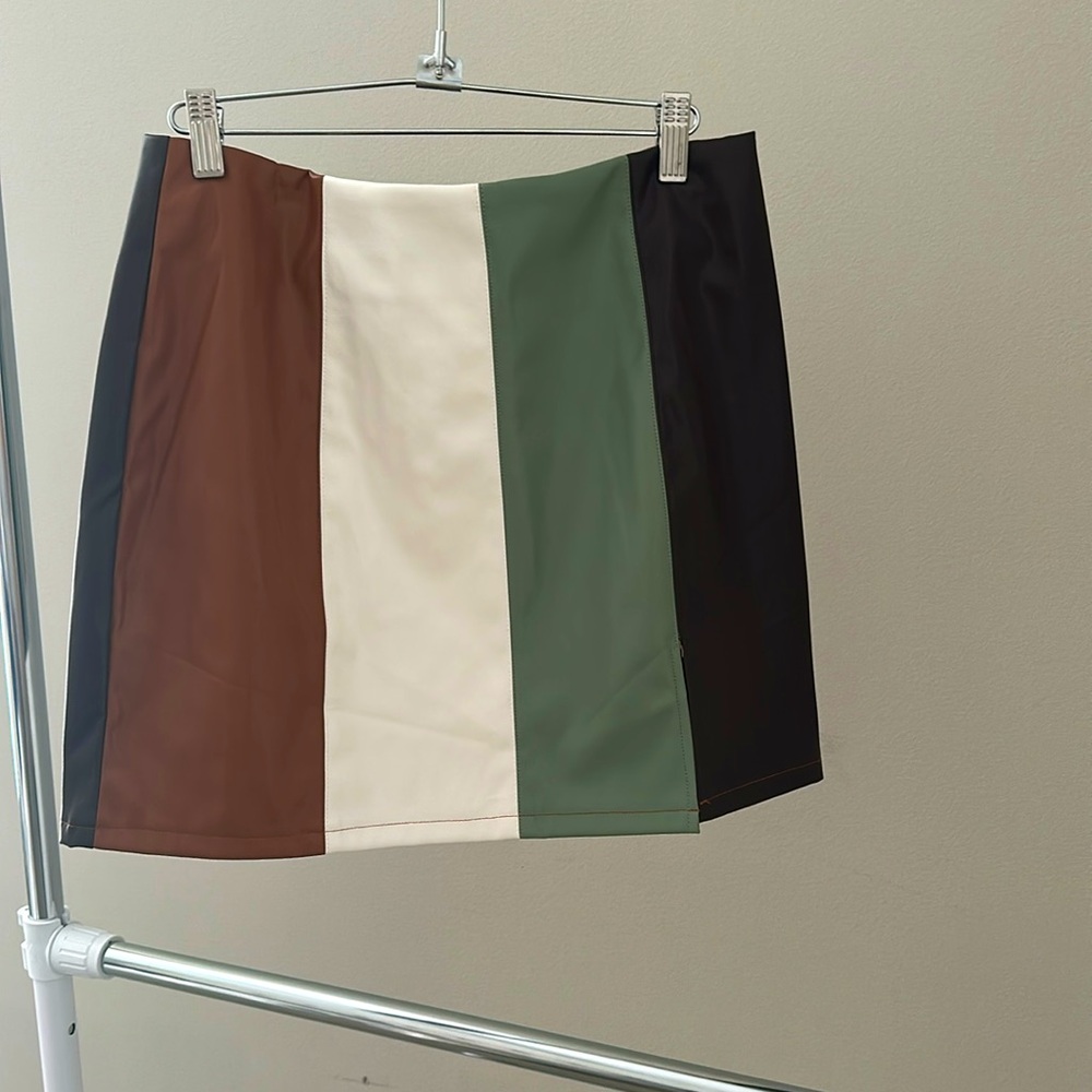 Faux leather mini skirt.